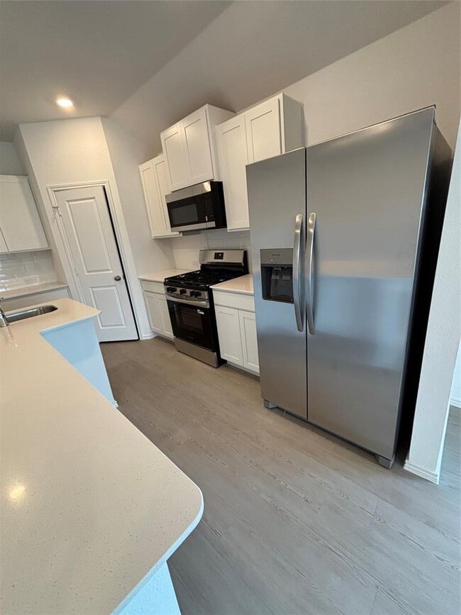 Photo - 3262 Everett