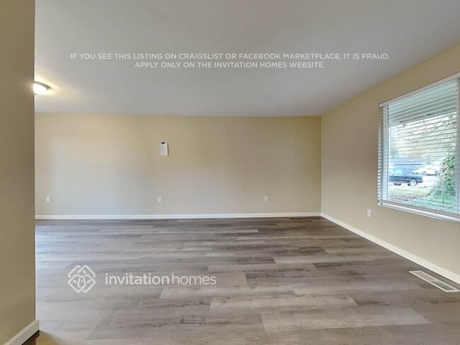 Photo - 1214 Mary Lou St SE