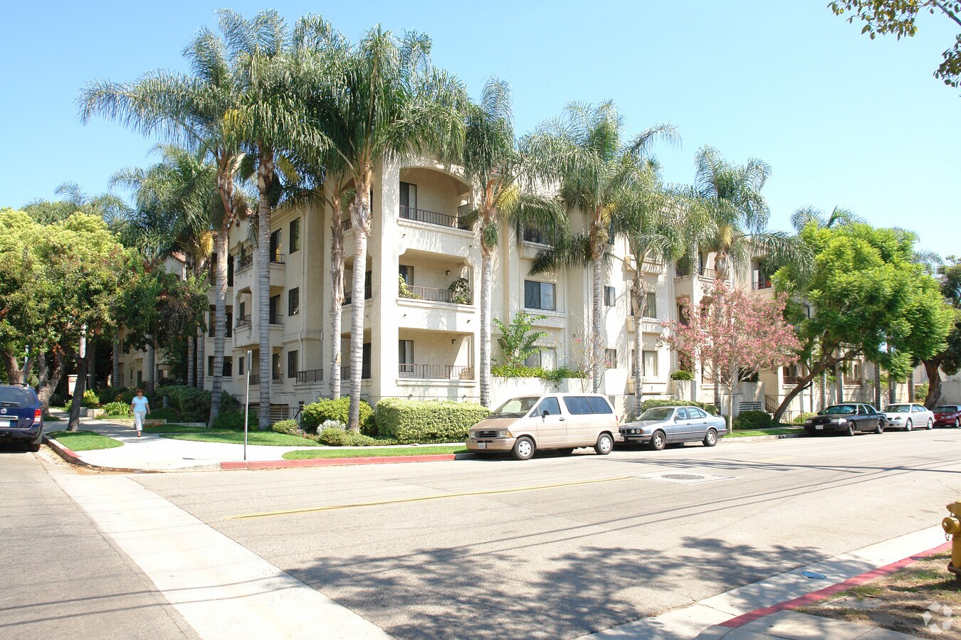 Pioneer Villas - Pioneer Villas Apartments