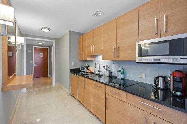 Photo - 1 Renaissance Square Unit 9A
