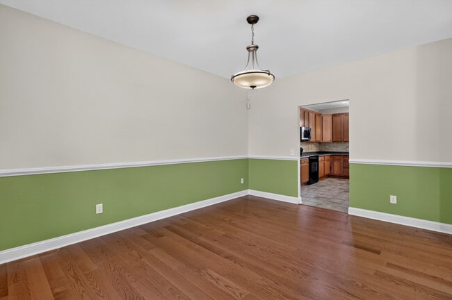 Photo - 152 Spindle Way