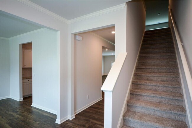 Photo - 331 Belmont Dr