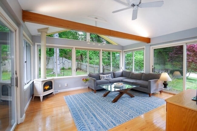 Photo - 15 Sunnyside Ln