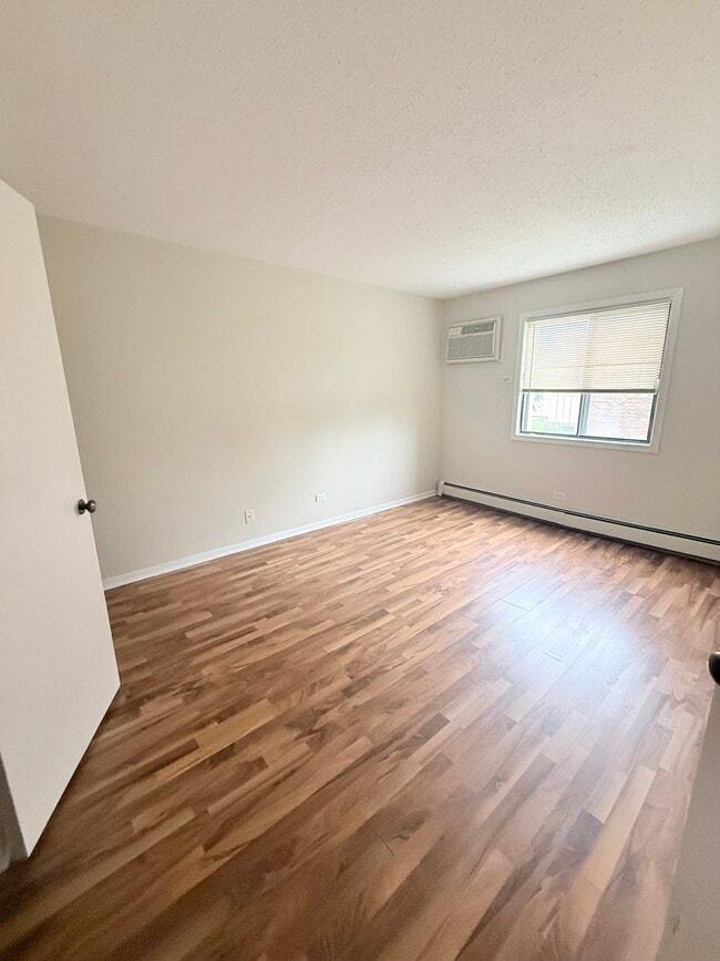 9 Cedar Ct Unit 2nd floor