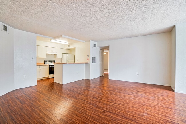 Raven Crossings Apartments