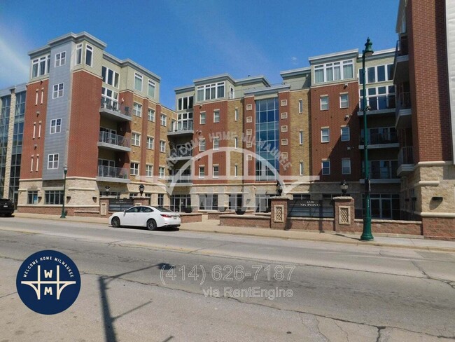 Building Photo - 6330 W Greenfield Ave Unit Apartment 409