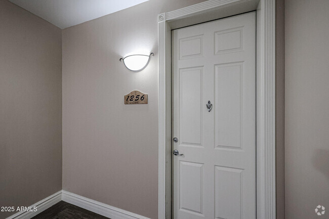 Building Photo - 5350 E Deer Valley Dr Unit 1256 Rental