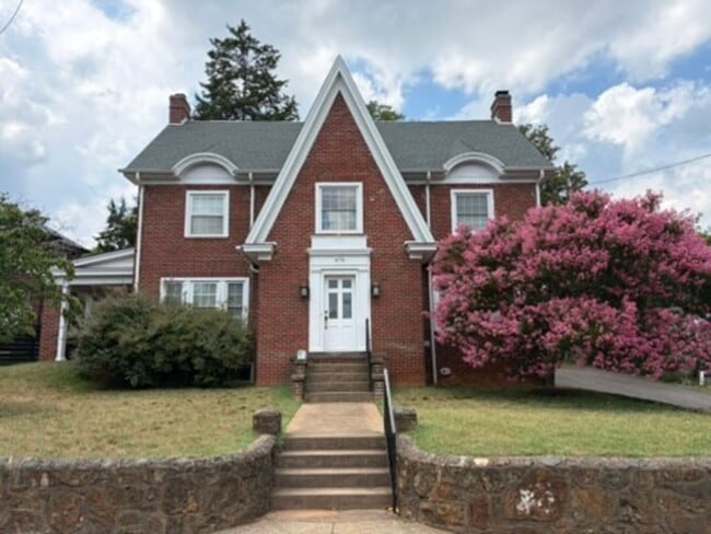 Photo - Beautiful North Downtown Residence with Modern Updates and Prime Location