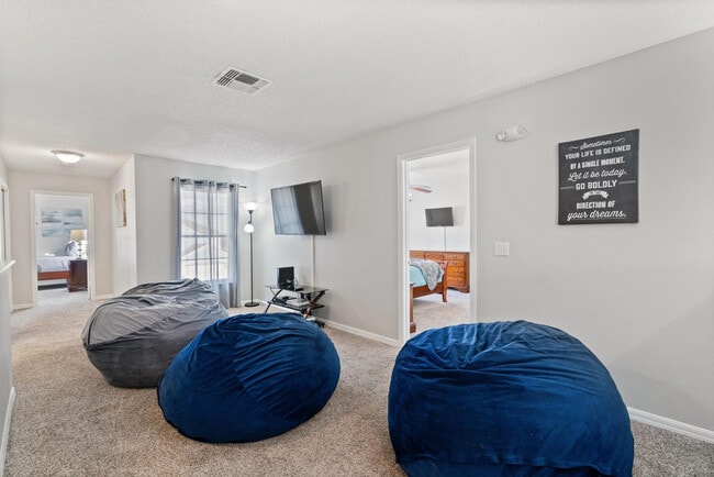 Building Photo - 346 Riggs Cir Unit ID1248752P Rental