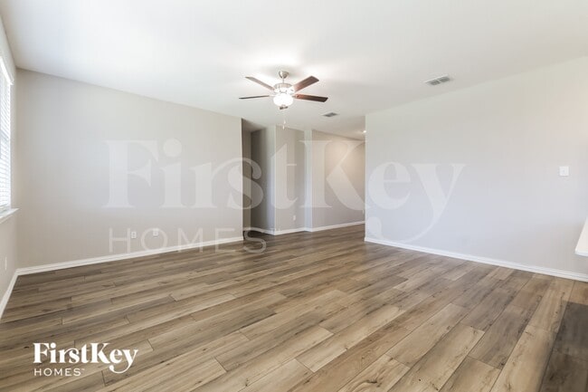 Photo - 2304 O Keefe Dr