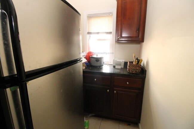 28 Linden St Unidad a