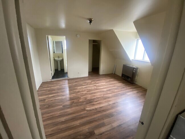 Photo - 324 9th St Unit 2