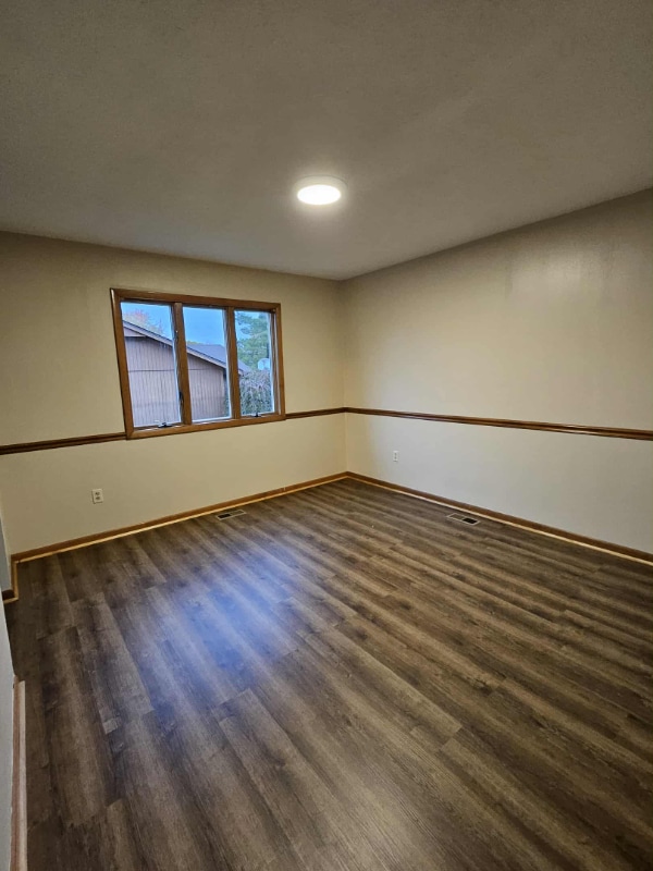 Photo - 468 Topaz Ln