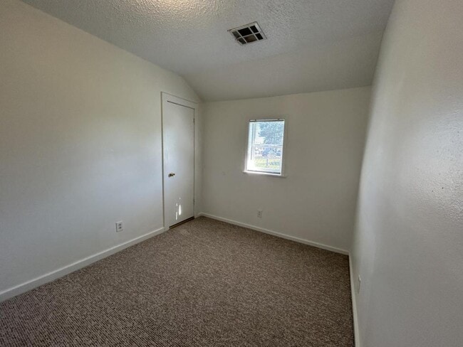 Photo - 1528 Avenue A