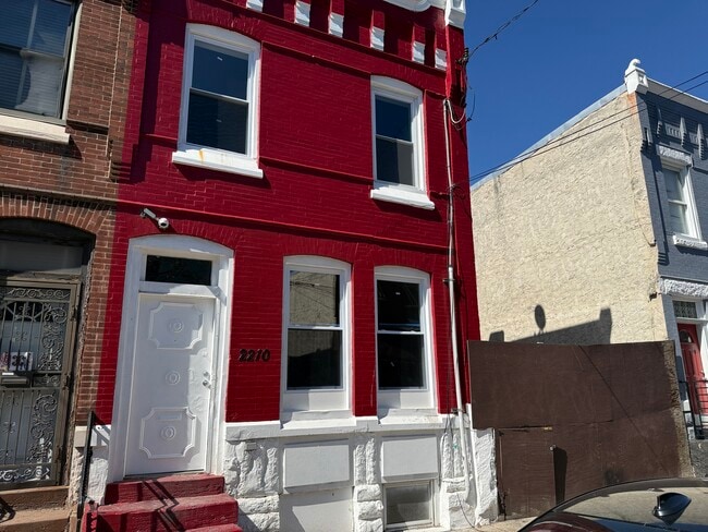 Building Photo - 2210 N 18th St