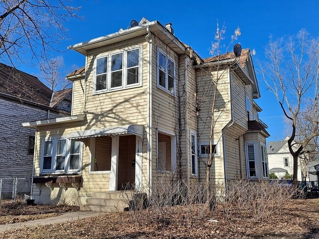 Building Photo - 3108 Colfax Ave S Rental