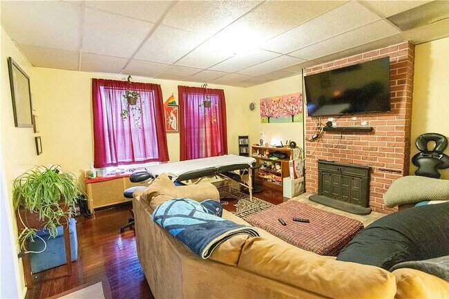 Photo - 5432 Baywood St Unit 2