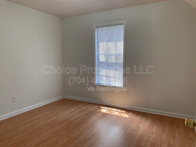 Photo - 56 Tribune Ave SW Unit F