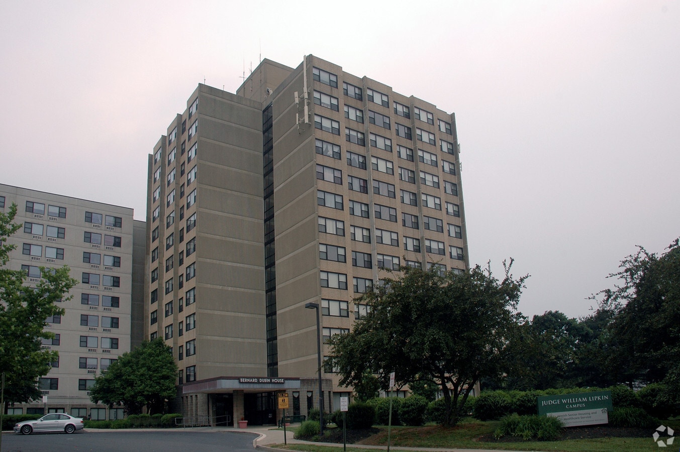 Photo - Dubin House Apartments