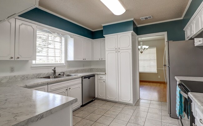 Photo - 3 Bedroom 2 Bathroom House
