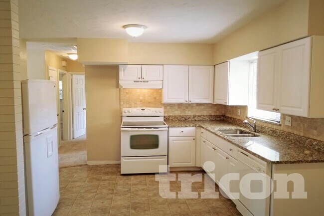 Photo - 1415 Wood Ave