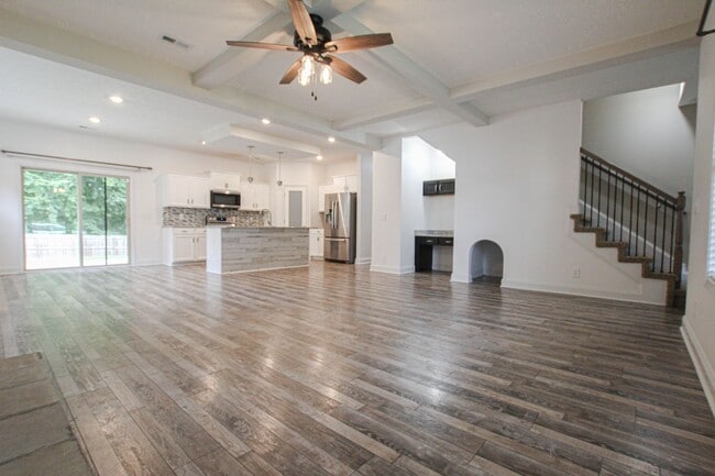 Photo - Pet Friendly Four Bedroom!