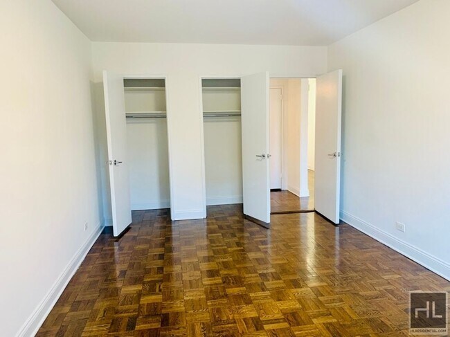 Photo - EAST 35 STREET Unit 9E