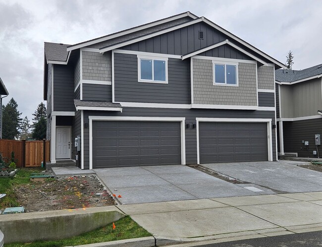 Brand New 4-Bedroom Duplex for Rent in Lacey! - Brand New 4-Bedroom Duplex for Rent in Lacey! House