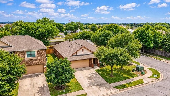 111 Sandstone Trail