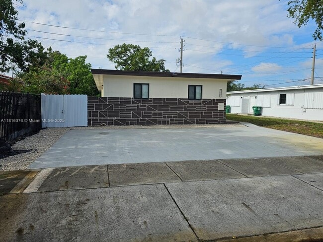 Photo - 1020 Opa-locka Blvd Apartment Unit 1