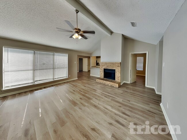 Photo - 1252 Payne Dr