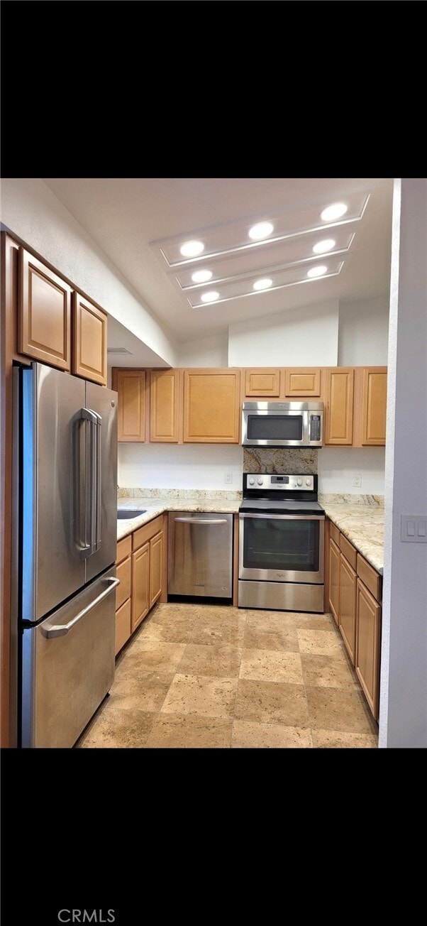 Photo - 40768 Biscayne Dr