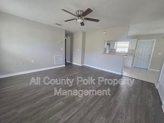 Photo - 220 S Eastside Dr