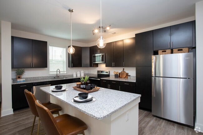 2HAB, 2BA - B2 - Burton Hills