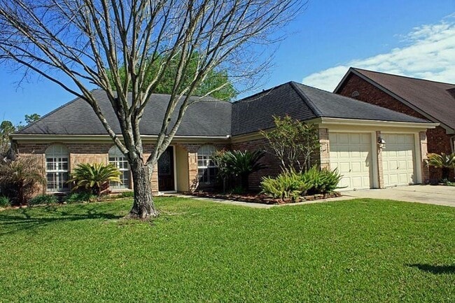 Building Photo - 4007 Lotus Dr Rental