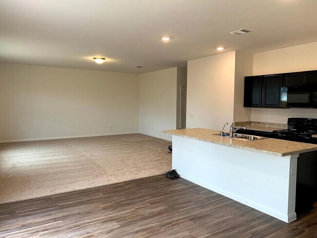 Room in House on Shiro Dr