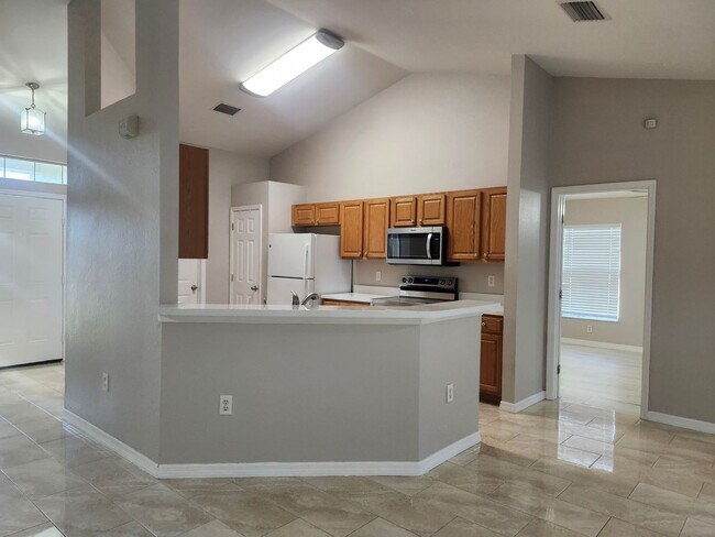 Photo - 1713 SW 13th St