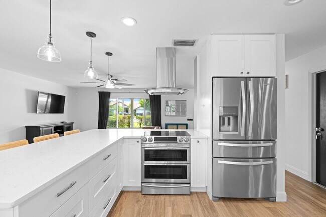 Photo - 1039 NW 8th St