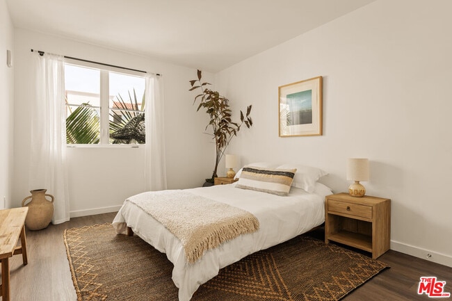 Photo - 1700 S Pacific Coast Hwy Unit 304