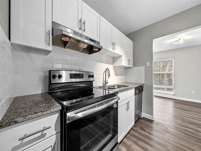 Photo - Concord Crossing