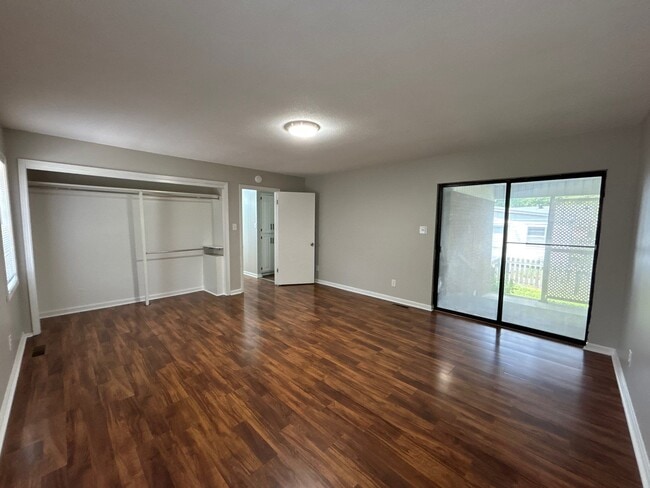 Photo - 19 Grove Ave