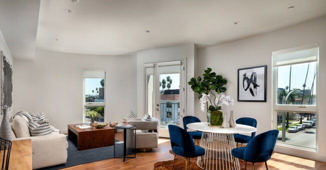 Photo - 1155 Old Monrovia Rd NW