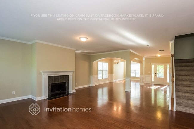 Photo - 3602 Huddlestone Ln NE