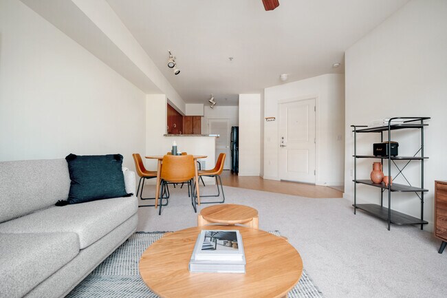 Photo - 10410 NE 2nd St Unidad FL6-ID3578A