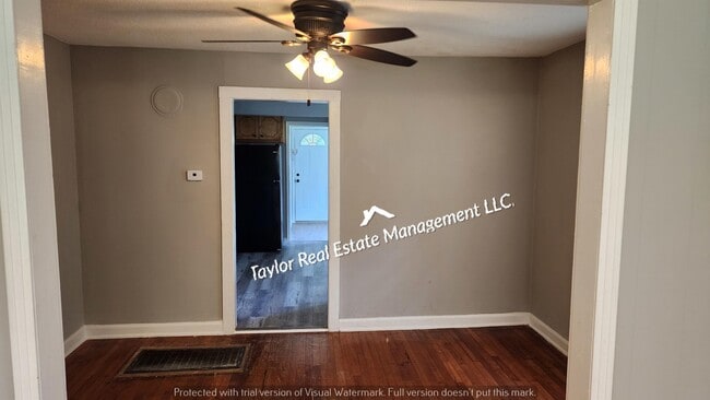 Photo - 205 Button Ave