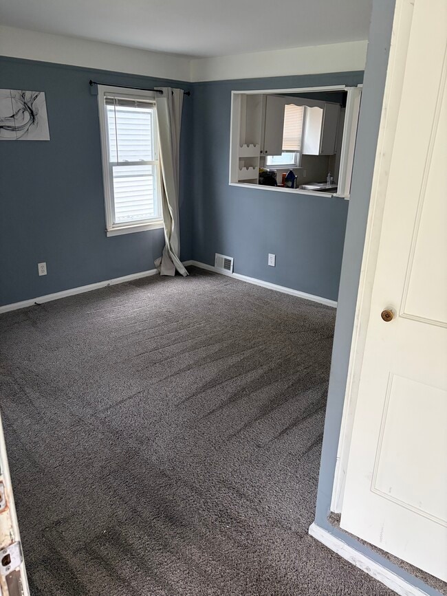 Building Photo - 4681 Weddel St