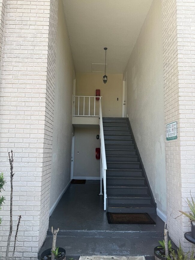 Photo - 861 Sky Lake Cir