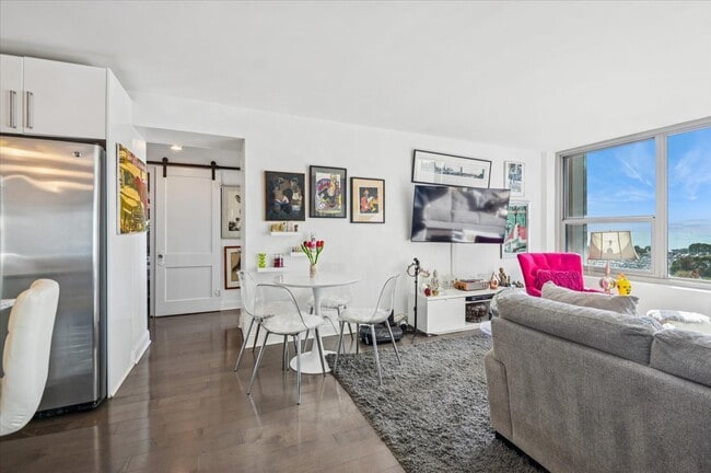 Photo - 3600 N Lake Shore Dr Unit 1601