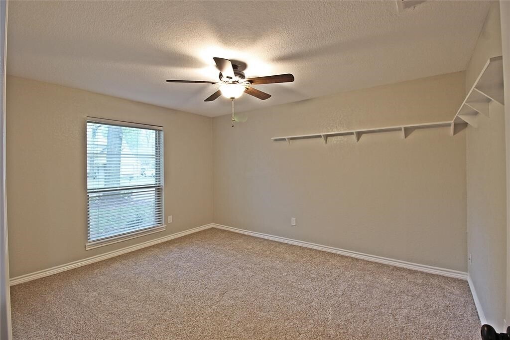 Photo - 2074 Shadow Rock Dr