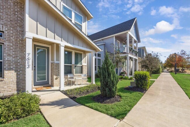 Photo - 7612 Mandela Bend